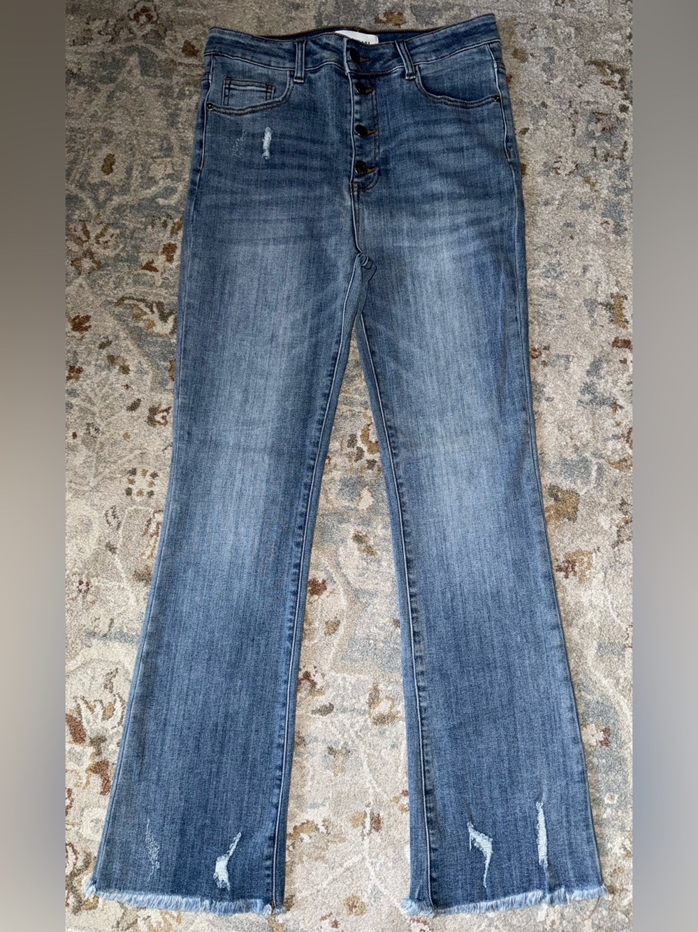 High-Rise Flared Women's Jeans in Medium Blue Wash